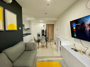 Apt Pejaten Park 1 Br Dewa with Netflix